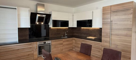 Квартира с 4 комнатами в Лизинг, Австрия № 233899 5