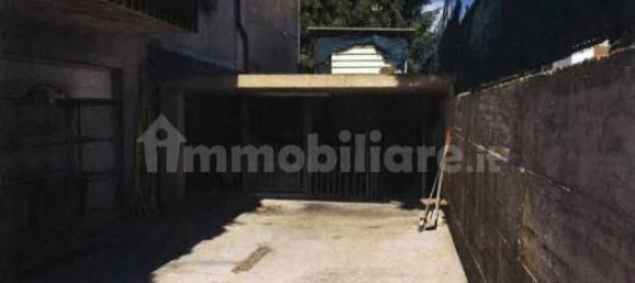 Склад с 2 комнатами в Дерута, Италия № 222674 2