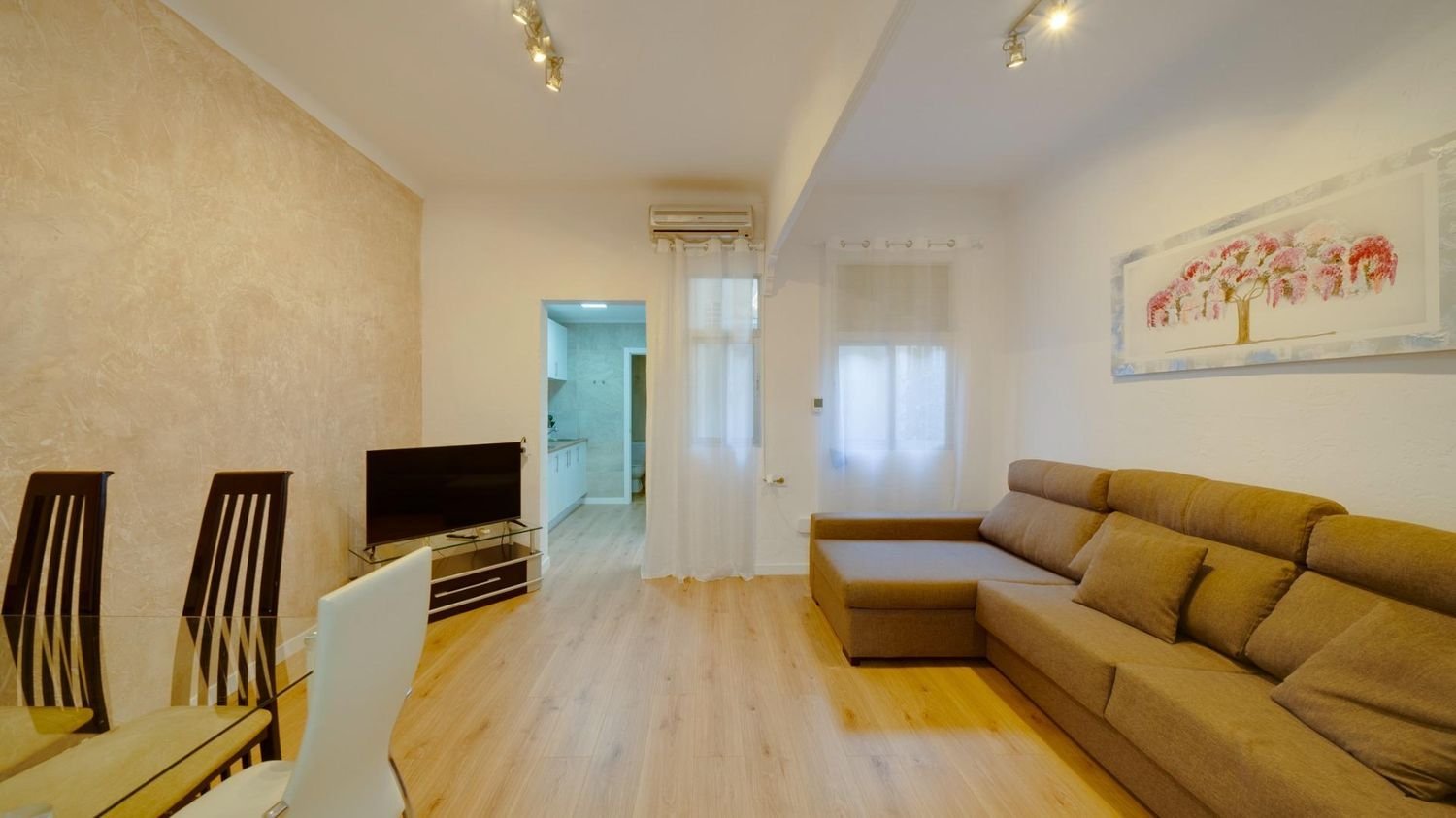 1 bedroom Apartment in Alicante, Spain No. 93296