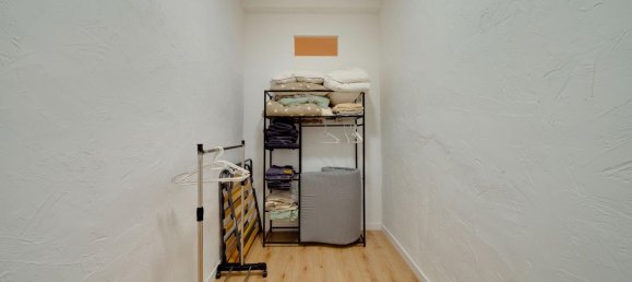 1 bedroom Apartment in Alicante, Spain No. 93296 9