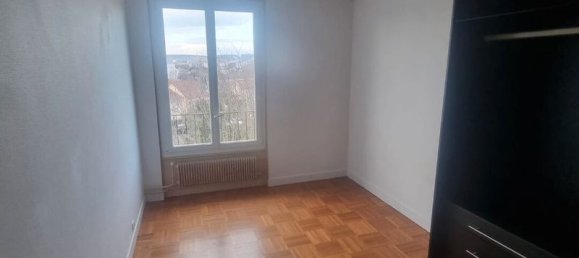 2 bedrooms Apartment in Bezons, France No. 176063 8