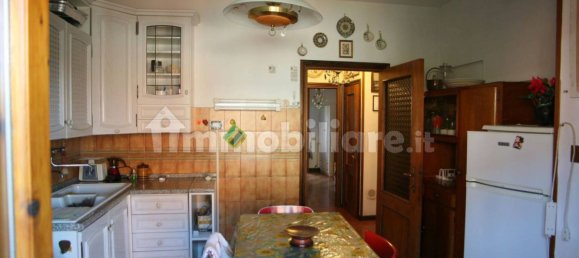 Apartamento de 3 dormitorios en Monteroni d'Arbia, Italy No. 162533 3