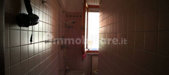 Apartamento de 3 dormitorios en Monteroni d'Arbia, Italy No. 162533 13