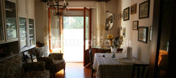 Apartamento de 3 dormitorios en Monteroni d'Arbia, Italy No. 162533 2