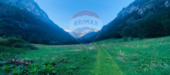 5 rooms House in Gressoney Saint Jean, Italy No. 80143 12