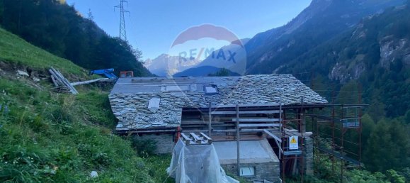 5 rooms House in Gressoney Saint Jean, Italy No. 80143 39