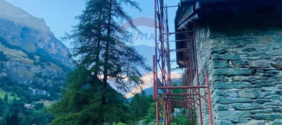 5 rooms House in Gressoney Saint Jean, Italy No. 80143 47