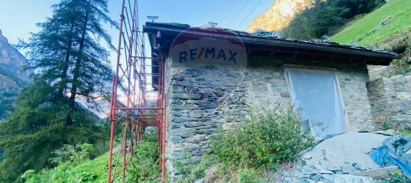 5 rooms House in Gressoney Saint Jean, Italy No. 80143 48