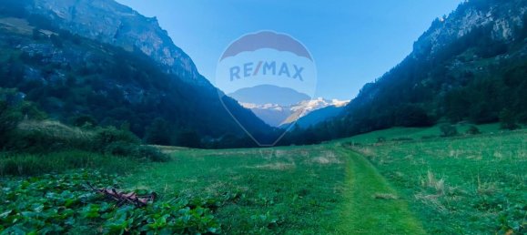 5 rooms House in Gressoney Saint Jean, Italy No. 80143 10