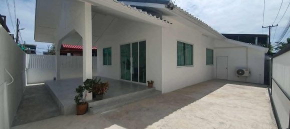 3 bedrooms House in Pattaya, Thailand No. 26074 27