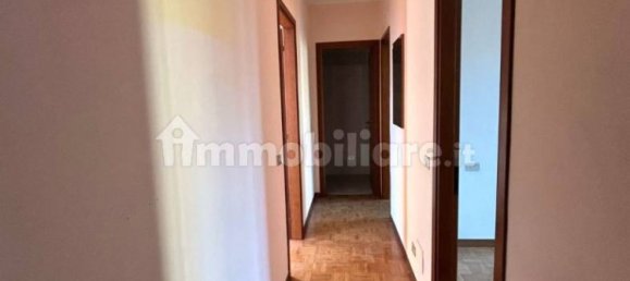 3 Schlafzimmer Villa in Cislago, Italy, Nr. 16781 20