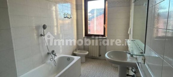 3 Schlafzimmer Villa in Cislago, Italy, Nr. 16781 15