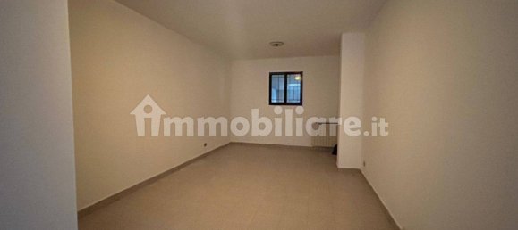 3 Schlafzimmer Villa in Cislago, Italy, Nr. 16781 9