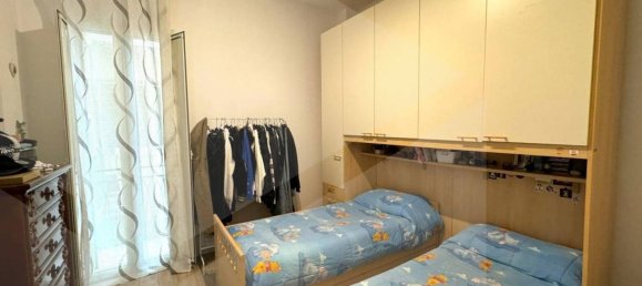 Casa de 3 habitaciónes en Noicattaro, Italy No. 22116 28