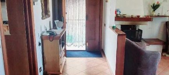 5 rooms Apartment in Asciano, Italy No. 235999 7