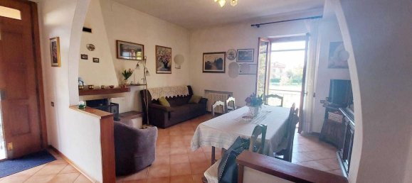 5 rooms Apartment in Asciano, Italy No. 235999 5