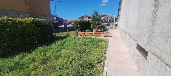 5 rooms Apartment in Asciano, Italy No. 235999 12