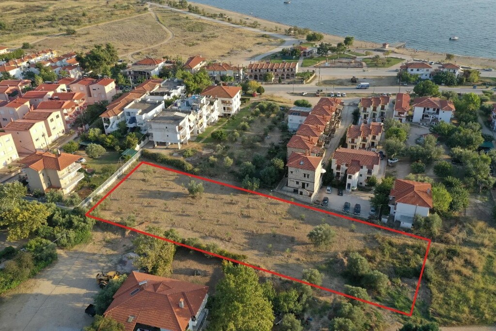 Terra em Polygyros, Greece 2500 m² N.º 94431