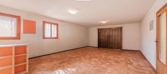 8-Zimmer Haus in Spinea, Italy, Nr. 58758 7