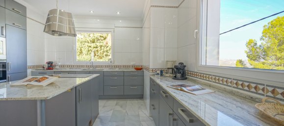 3 Schlafzimmer Villa in Calpe, Spain, Nr. 138704 10