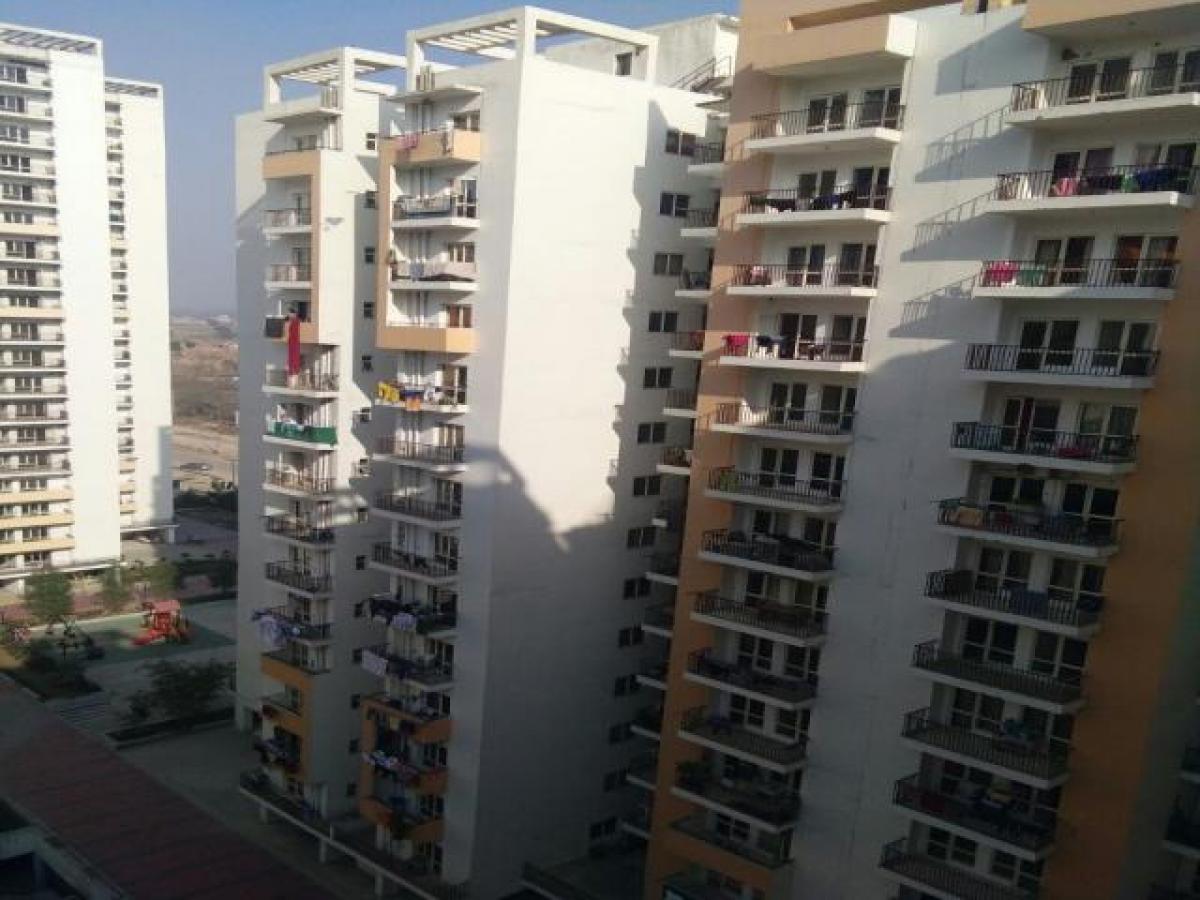 2 bedrooms House in Noida, India No. 67067