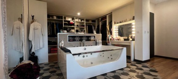 Casa de 5 dormitorios en Calvados, France No. 356766 9