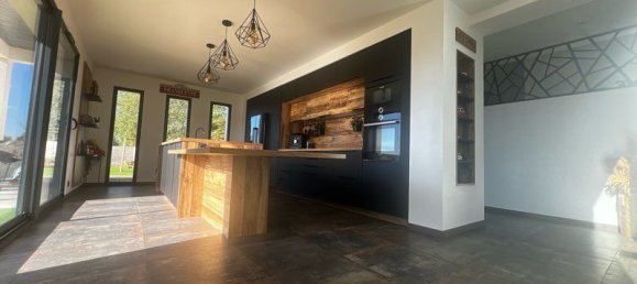 Casa de 5 dormitorios en Calvados, France No. 356766 7