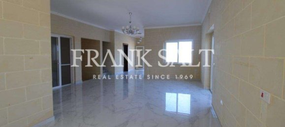 Villa de 6 dormitorios en Gharb, Malta No. 6045 14