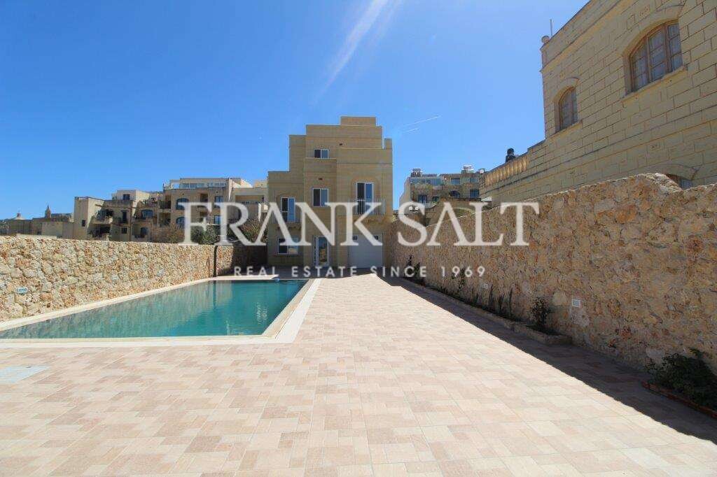 Villa de 6 dormitorios en Gharb, Malta No. 6045