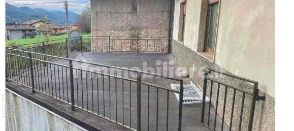 2 bedrooms Apartment in Albino, Italy No. 5909 4