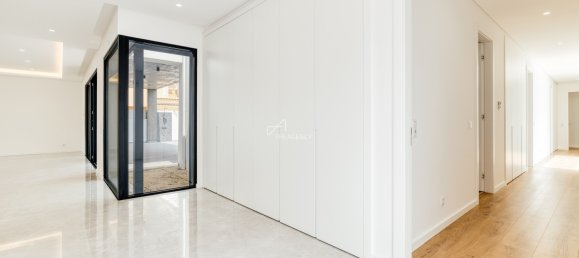 5 bedrooms Villa in Corroios, Portugal No. 103517 7