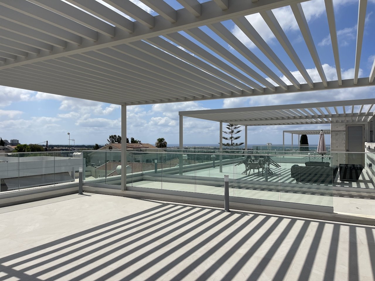 Квартира с 4 спальнями в Пафос, Кипр № 4525