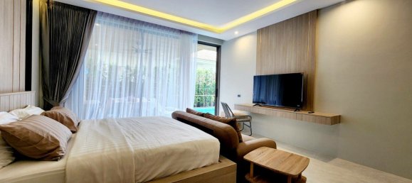 5 bedrooms Villa in Chalong, Thailand No. 10999 13