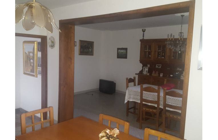 5 rooms Apartment in Todi, Italy No. 255112