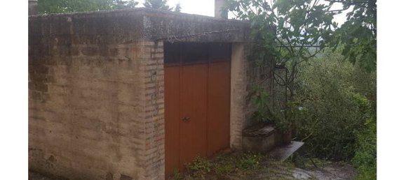 5 rooms Apartment in Todi, Italy No. 255112 3