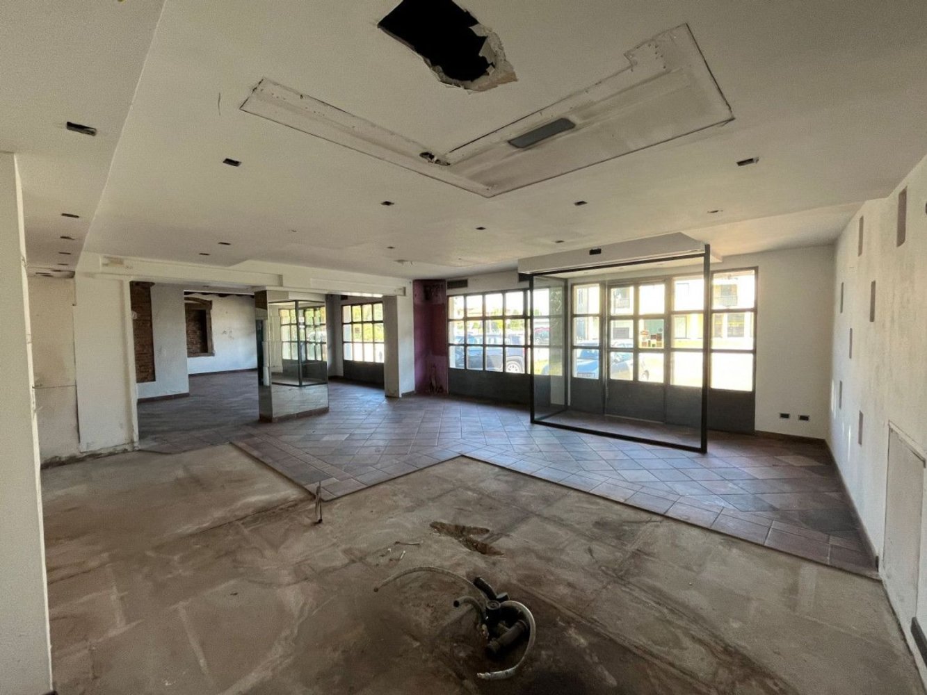 Propriété commerciale à Mestrino, Italy 500m² No. 126928