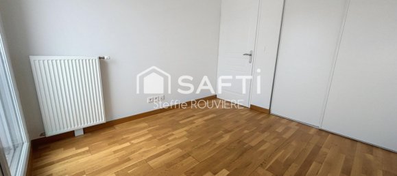 Apartamento de 2 dormitorios en Saint-Genis-Pouilly, France No. 205130 6