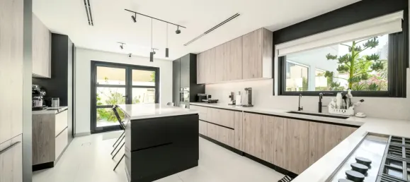 5 Schlafzimmer Villa in Meadows, UAE, Nr. 108340 15