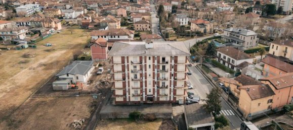 Ático de 3 habitaciónes en Gozzano, Italy No. 147280 2