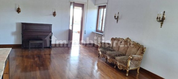 4 غرف نوم شقة في Rome, Italy رقم 335364 4