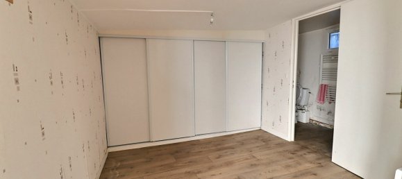 2 bedrooms House in Vitry-sur-Seine, France No. 169186 3