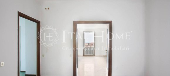 4 rooms Apartment in Bergamo, Italy No. 36109 9