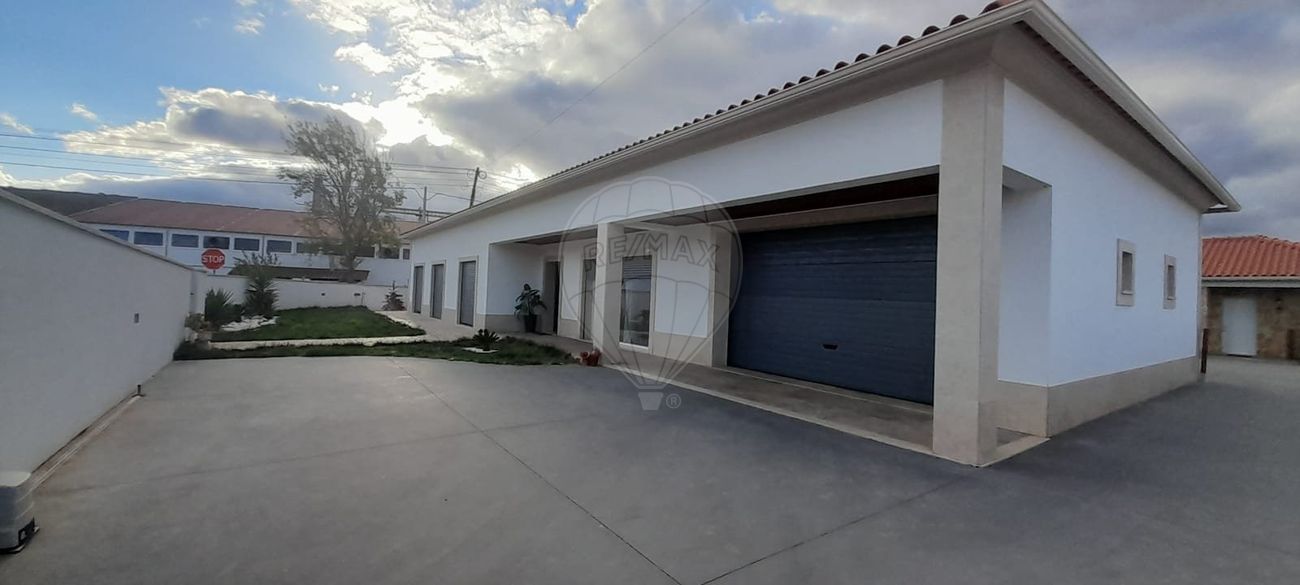 Casa de 4 dormitorios en Tomar, Portugal No. 21322