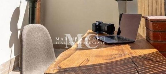 Apartamento de 3 dormitorios en Florence, Italy No. 49173 17