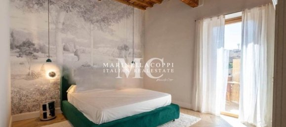Apartamento de 3 dormitorios en Florence, Italy No. 49173 4