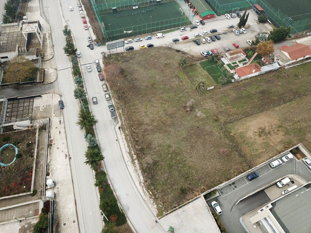 Отель, гостиница 2450м² в Pylaia, Пилея-Хортиатис, Салоники, Центральная Македония, Македония и Фракия, Греция № 3930