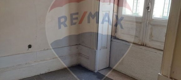 Bâtiment à Porto, Portugal 280m² No. 157967 2