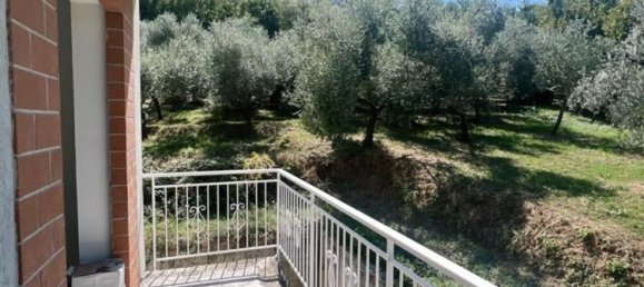 Квартира с 6 спальнями в Атрипальда, Италия № 75577 7