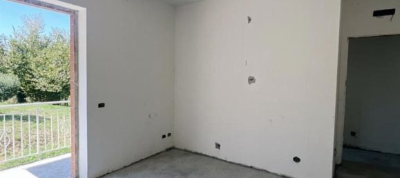 Квартира с 6 спальнями в Атрипальда, Италия № 75577 8