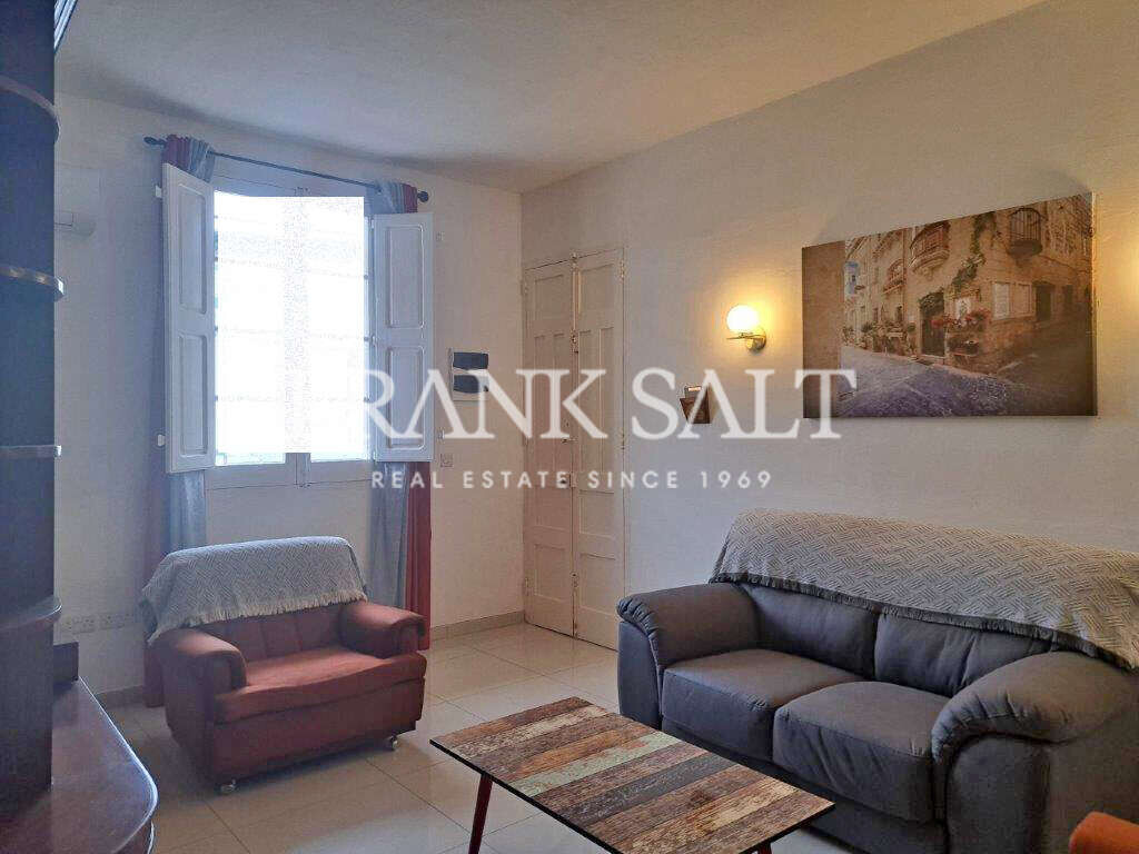 Квартира с 2 спальнями в Корми, Мальта № 7964